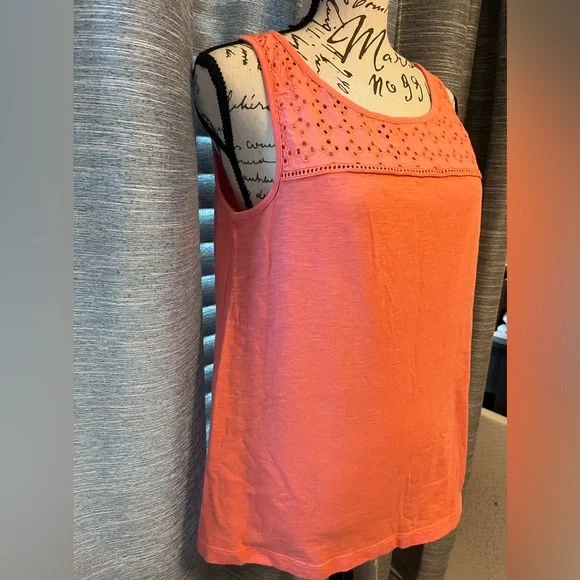 St. John’s Bay Eyelet Yoke Top Medium - Picture 2 of 5